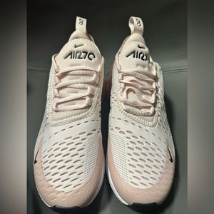 Brand new, never been worn before Womens pink Air Max 270. SIZE 7 no box